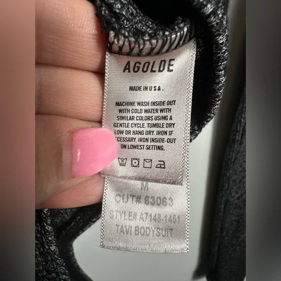AGOLDE Tavi Mélange Rib Knit  V Neck Sexy  Bodysuit Size Medium - Picture 12 of 13